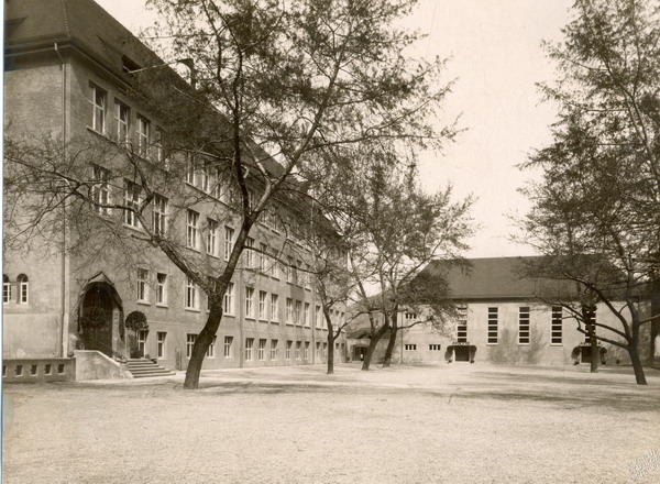 1930 -Turnhalle